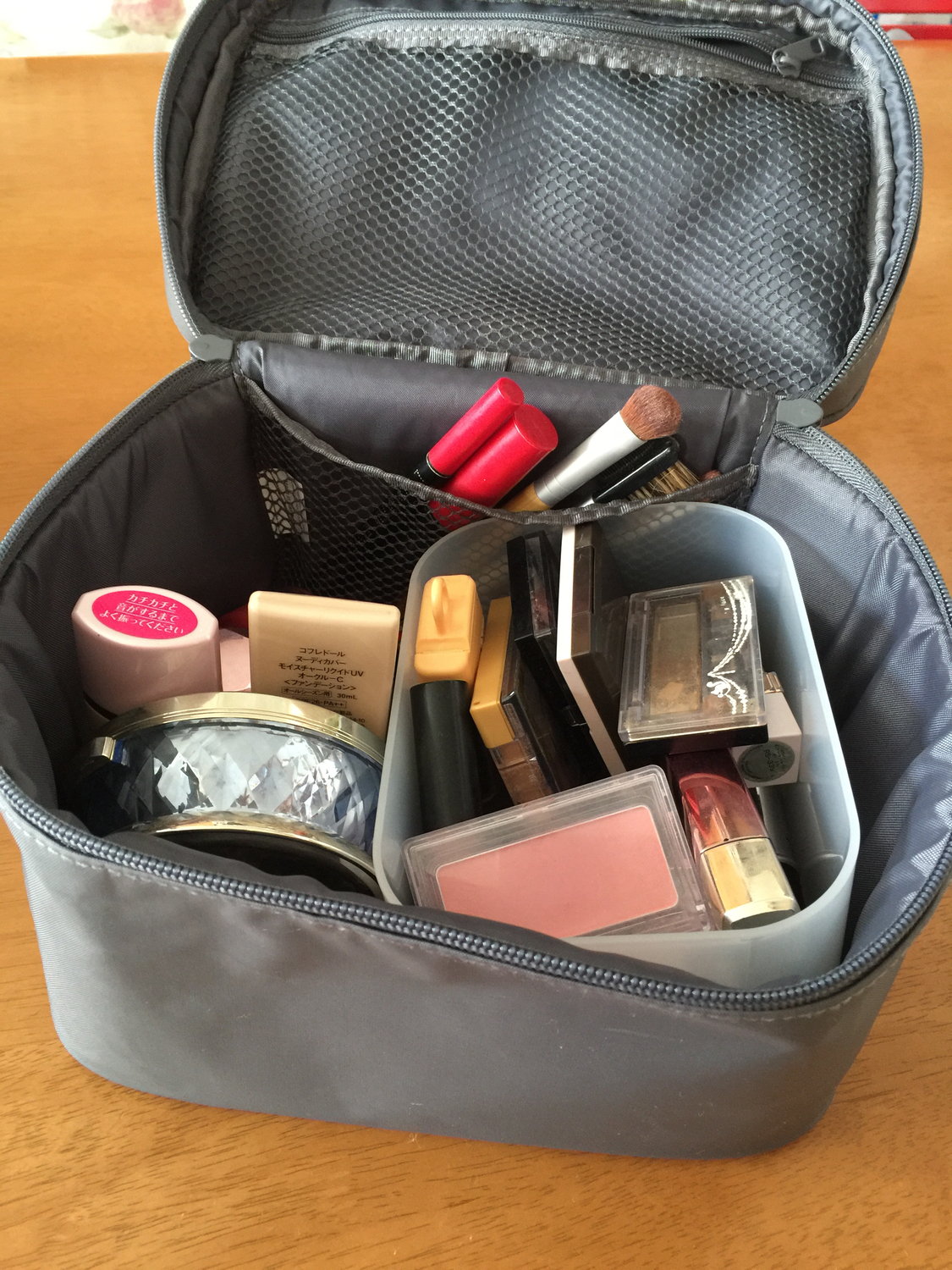 口罩痘 敏感肌 痘肌 脫妝 浮粉 礦物蜜粉 礦物粉底